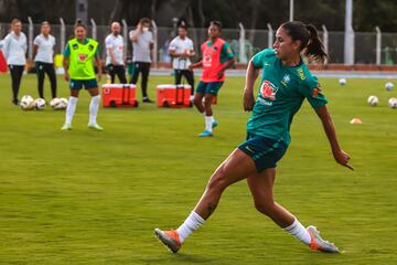 La Selección Femenina de Brasil sigue trabajando con miras a la final de la Copa América ante Colombia. El partido será este sábado en el Alfonso López.