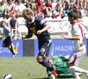 El Sevilla no supo ganar en Vallecas ni con dos penaltis