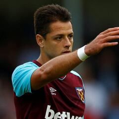 Chicharito se recupera de virus tras más de un mes ausente
