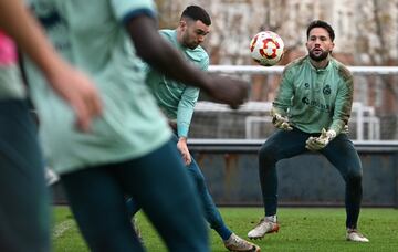 La Copa del Rey es la llave para que Miqui Parera vuelva a la titularidad.