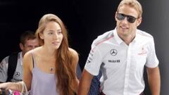 Jessica Michibata es la mujer por la que corre Jenson Buttom