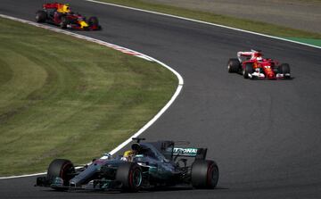 Lewis Hamilton seguido por Sebastian Vettel y Max Verstappen.