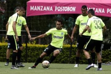 Atlético Nacional es el líder de la Liga Águila y enfrentará a Junior que también lucha por el primer lugar.