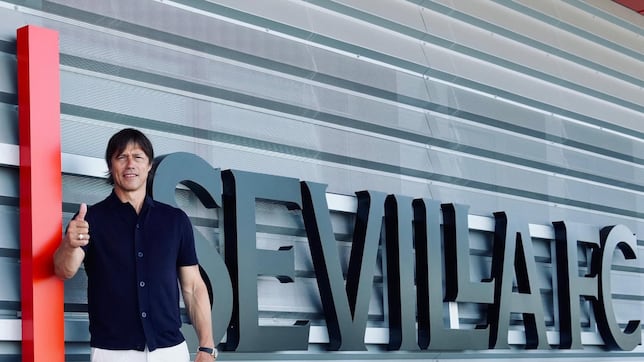 Matías Almeyda está en Sevilla