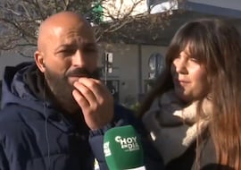 La historia de Carmelo, el padre que encontró a su hijo en la tragedia de Adamuz gracias a un ‘ángel’: “Si me lo permites, queremos ir a darte un abrazo”