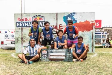 Estrellas de barrio: Los Texanos y Los Locatelli