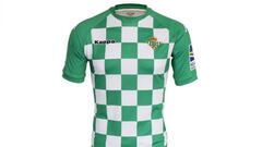 El Betis, camiseta arlequinada hecha con plástico reciclado