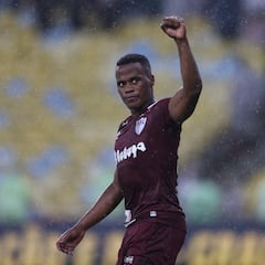 Jhon Arias, gol, asistencia y figura en el triunfo de Fluminense