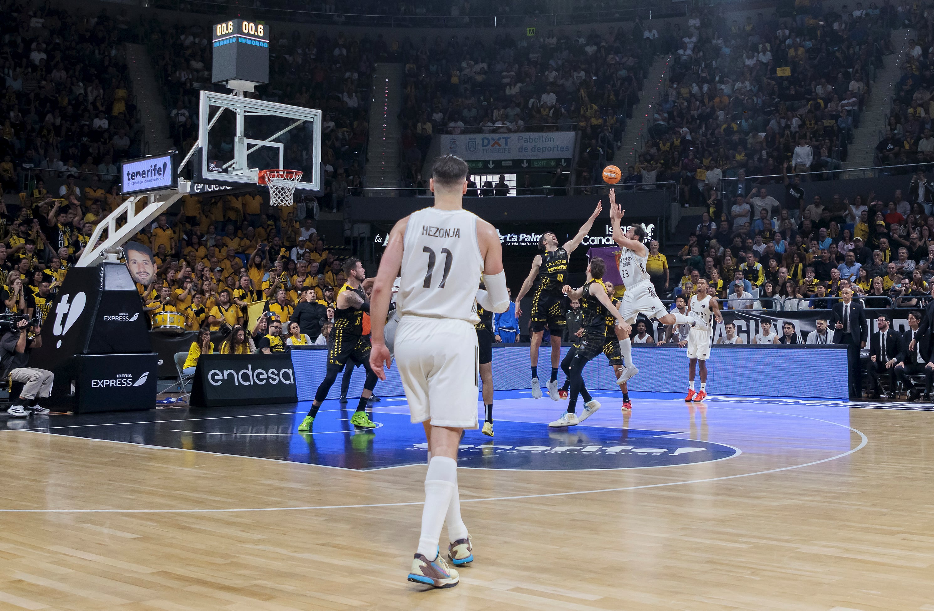 En el nombre de Llull