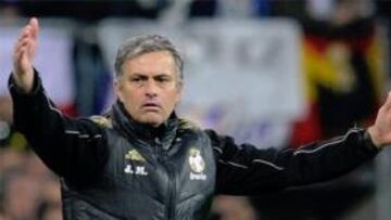 Mourinho convoca a 20 jugadores ante el Athletic