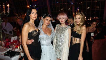 NEW YORK, NEW YORK - MAY 01: (L-R) Dua Lipa, Penélope Cruz, Marion Cotillard and Margot Robbie attend The 2023 Met Gala Celebrating "Karl Lagerfeld: A Line Of Beauty" at The Metropolitan Museum of Art on May 01, 2023 in New York City. (Photo by Arturo Holmes/MG23/Getty Images for The Met Museum/Vogue)