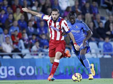 Se formó en las categorías inferiores del Atlético y debutó con el primer equipo en la temporada 05/06. Regresó en 2010 al Atleti después de pasar por el Valladolid, Celta y Mallorca y defendió la camisa rojiblanca durante cinco temporadas consecutivas.