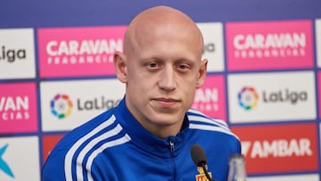 V¨ªctor Mollejo.