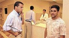 Carlos paga por venir al Sevilla