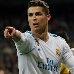 "No entiendo por qué protestan el penalti, le da por detrás"