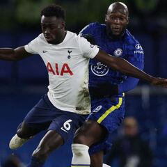 Davinson Sánchez convence a Antonio Conte en Tottenham