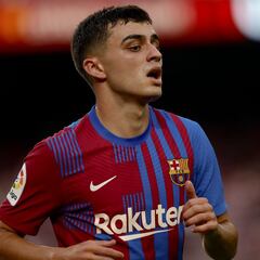 Pedri sella su renovación hasta el 2026