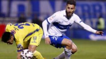 Marco Medel podr&iacute;a ser baja de &uacute;ltima hora en Universida Cat&oacute;lica.