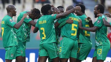 Guinea make it to next round despite defeat to Zimbabwe