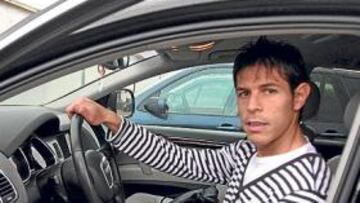 <b>101 VECES. </b>Rafa Barber cumplió el pasado jueves ante el Villarreal 100 partidos con la elástica del Recre. El pivote valenciano es uno de los fijos en el esquema del técnico Lucas Alcaraz.