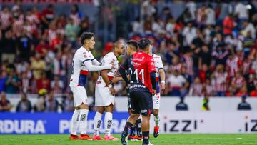 Javier -Chicharito- Hernandez of Guadalajara e Idekel Dominguez of Atlas during the 17th round match between Atlas vs Guadalajara as part of the Torneo Clausura 2024 Liga BBVA MX at Jalisco Stadium on April 27, 2024 in Guadalajara, Jalisco, Mexico.