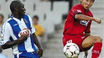 <b>UNA BALA</B>. La velocidad del coreano hizo mucho daño.