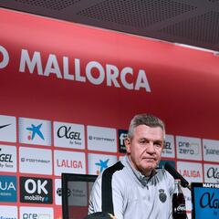 Javier Aguirre, centrado más en la salvación que en su renovación con Mallorca