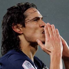 La cuarentena en Reino Unido podría hacer debutar a Cavani contra el PSG