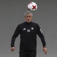 Setién: "Es un partido especial; la afición de allí está descontenta"