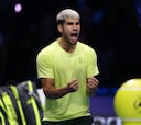 Resumen, resultado y ganador del Alcaraz - Auger-Aliassime; hoy, sábado 15 de noviembre, semifinales de las ATP Finals, desde Turín, en AS.