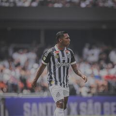 Morelos crece en Santos respaldado por Carille