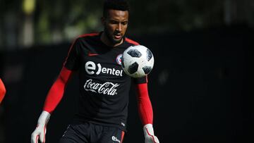 Lawrence Vigouroux podría ser el nuevo arquero de Everton