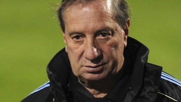 "Yo tengo que estar ahí, tenemos que ayudar a Boca", fue la frase que le dijo el Doctor a Miguel A. Lemme. Éste confirmó su buen estado de salud.