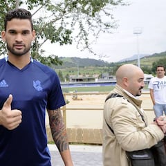 "Ojalá pueda dar muchas alegrías a la afición de la Real"