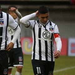 Las trabas que complican el plan de fichajes de Tapia y Colo Colo