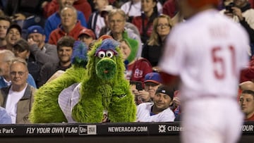 Tanto el Phillie Phanatic como todos nosotros asistimos entusiasmados al final de la temporada regular.