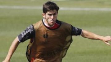 Jairo entrenando con el Sevilla