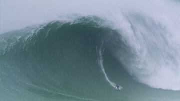 Red Bull Big Wave Awards - Finalista en la categor¨ªa cbdMD XXL Biggest Wave.