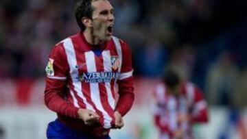 Godín celebra su gol al Levante.