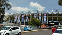 El Estadio Azteca ya luce los colores del Cruz Azul