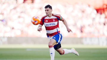 Lucas Boy¨¦. en un duelo contra el Elche,