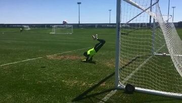¿René Higuita eres tú? ¡No, es Agustín Marchesín!