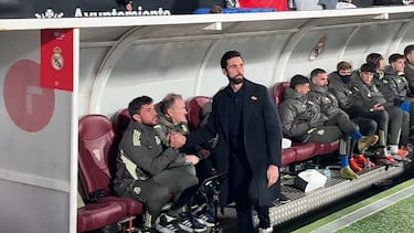 Arbeloa, en el banquillo del Carlos Belmonte.