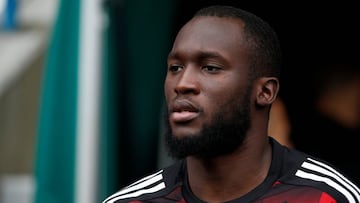 Agente de Lukaku: "Su madre iba a los partidos con el certificado de nacimiento"