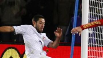 <b>MEJOR JUGADOR.</b> El estadounidense Clint Dempsey ha sido elegido Mejor Jugador del Partido, en la semifinal España-Estados Unidos (2-0) de la Copa de las Confederaciones Sudáfrica 2009, disputada esta noche en el estadio "Free State" de Bloemfontein.
