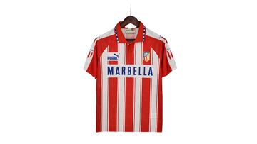 Marbella lució en las camisetas del cuadro rojiblanco en tres periodos: 90/93, 94/96, 98/99. Durante esos tiempos hubo éxitos del club rojiblanco como las copas del rey de los años 91 y 92 y sobre todo el doblete de la campaña 95-96: campeón de Liga y de la Copa del Rey. Mita, Antena 3 y Bandai/Tamagotchi fueron los otros logos del club colchonero en la década de los noventa. 