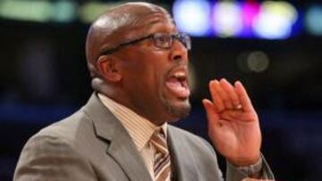 Se acabó la paciencia de los Lakers: Mike Brown, despedido