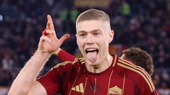 Cesc cae ante Dovbyk y Ranieri