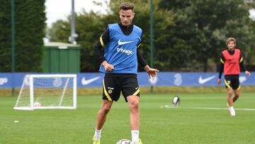 Saúl, durante un entrenamiento del Chelsea.