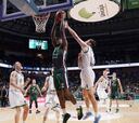 El Unicaja vence y convence en un duelo de poder a poder